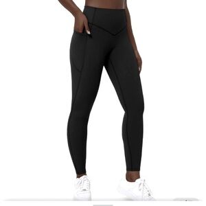 Halara SoCinched High Waisted leggings  tummy control.size M